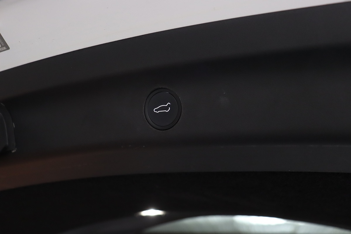 2022 Tesla Model Y Performance photo 56
