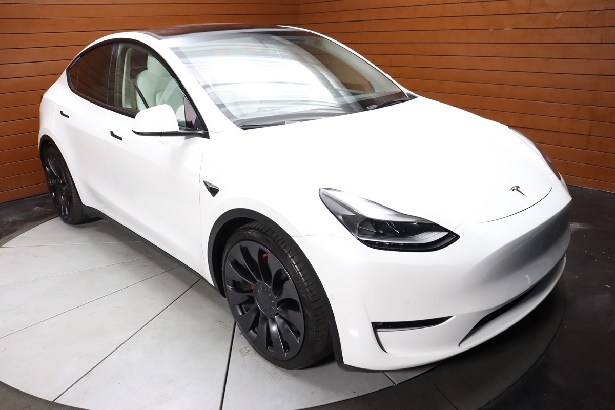 2022 Tesla Model Y Performance photo 15