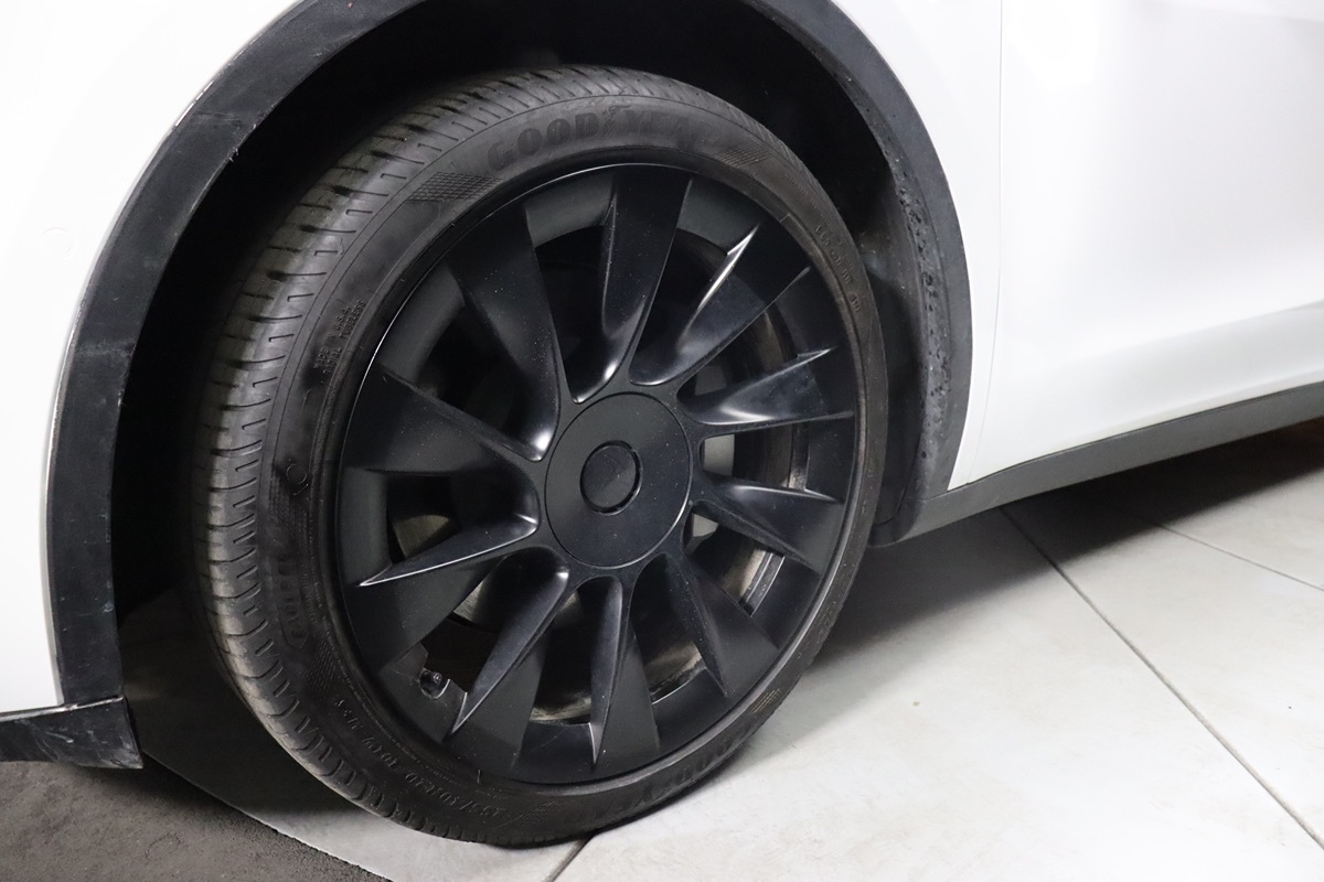 2022 Tesla Model Y Long Range photo 5