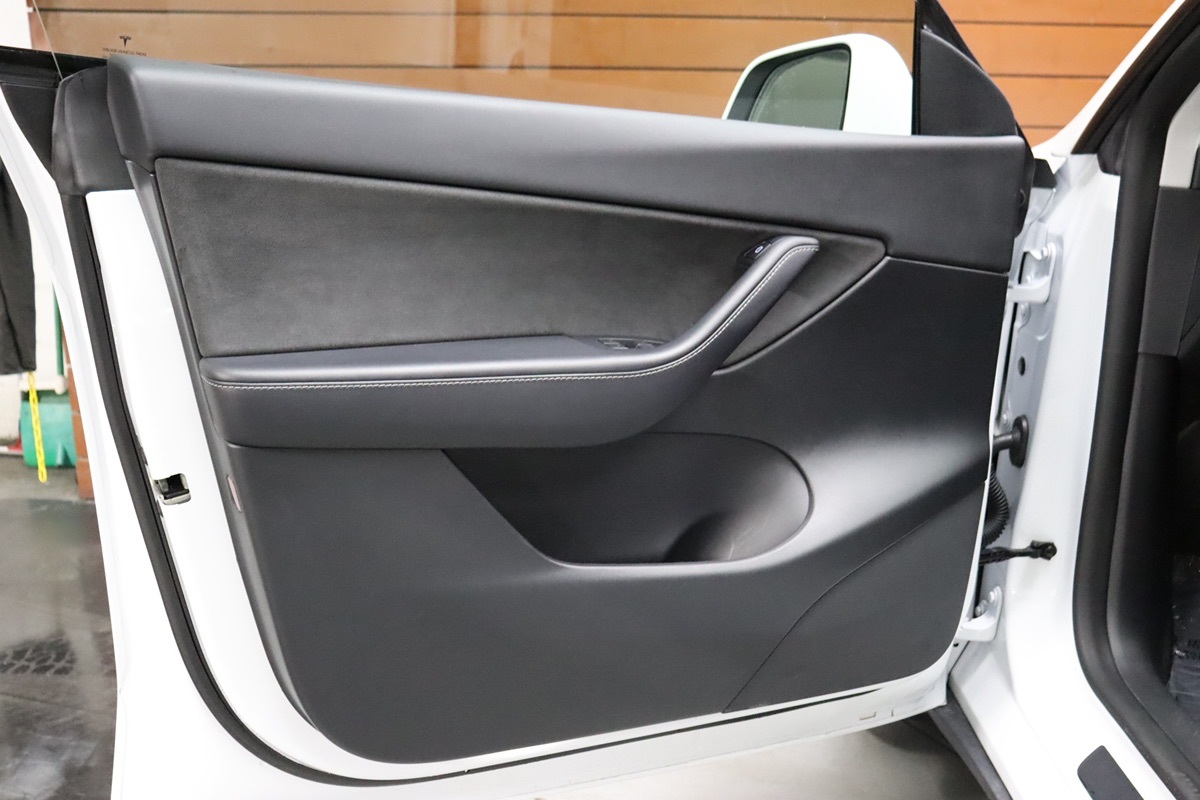 2022 Tesla Model Y Long Range photo 37