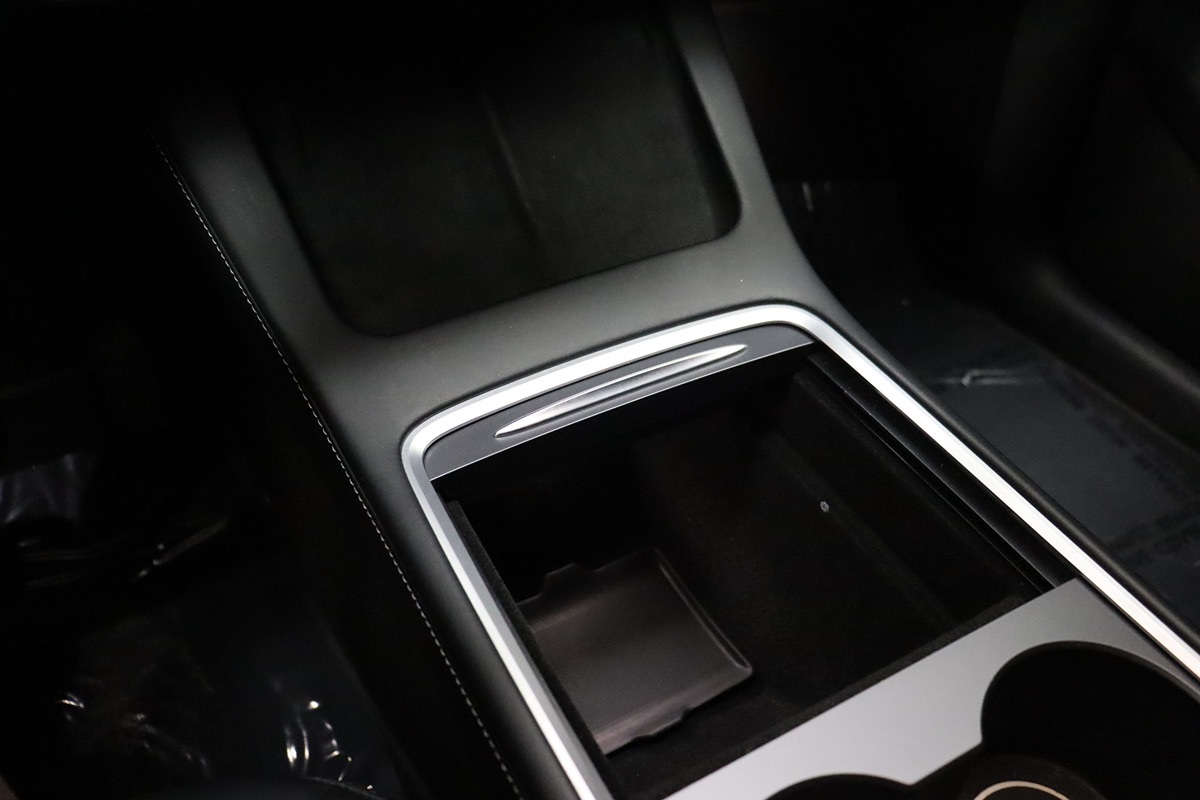 2022 Tesla Model Y Long Range photo 38