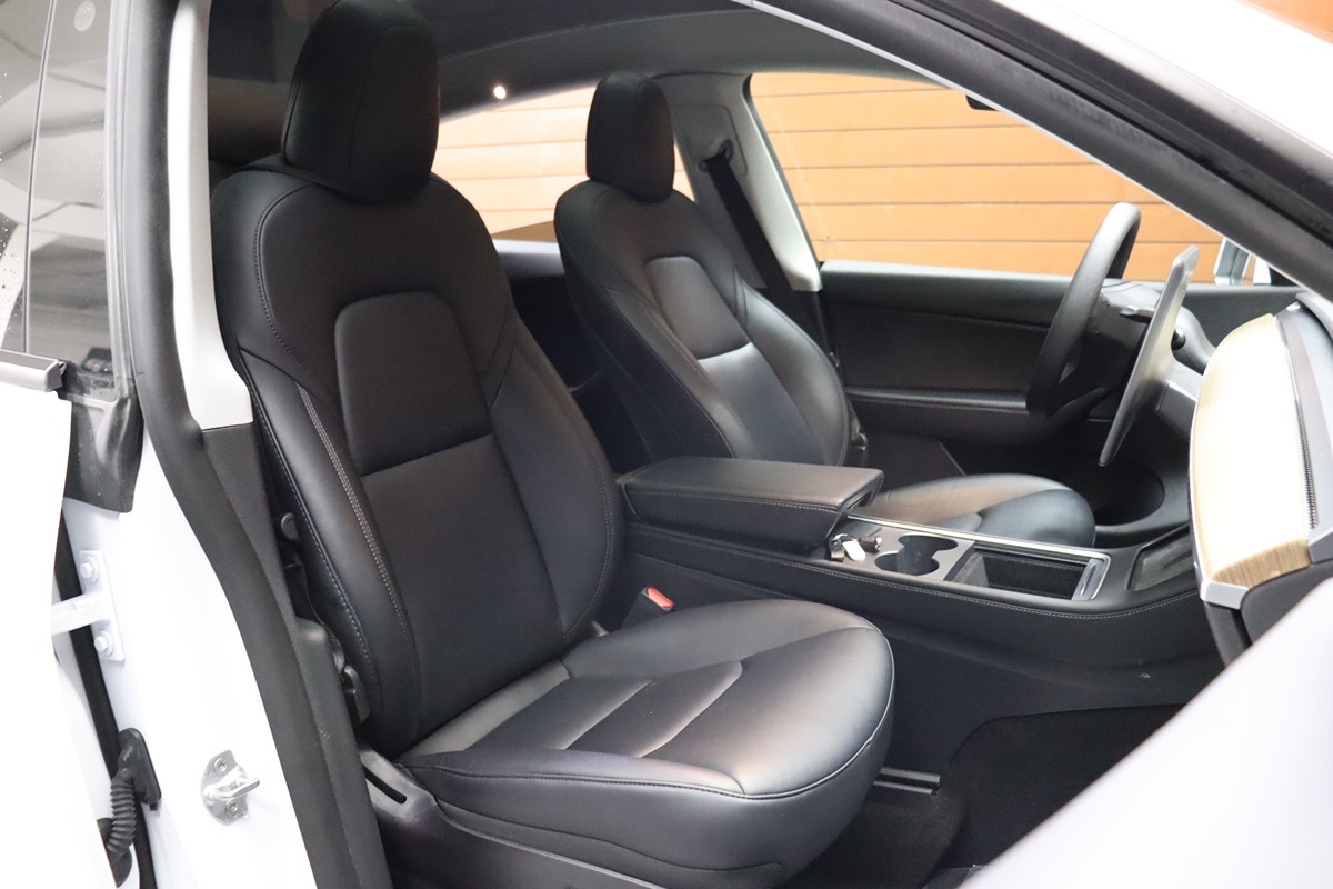2022 Tesla Model Y Long Range photo 47