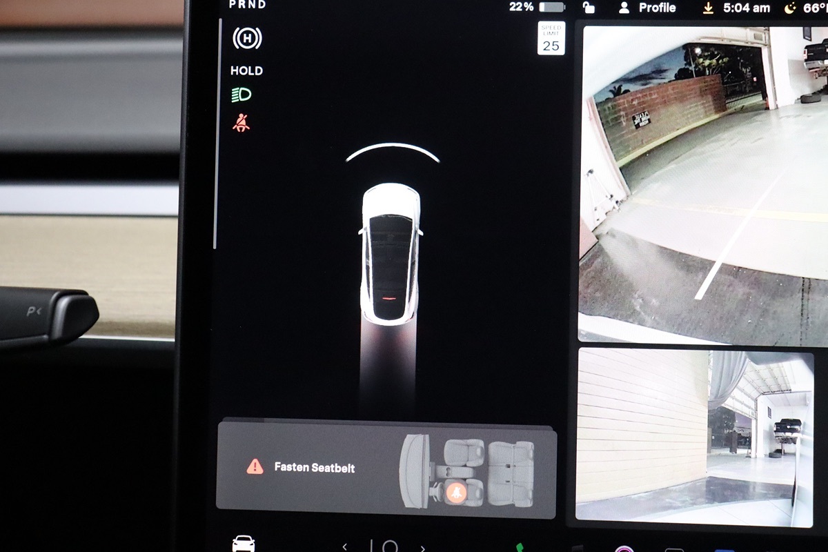 2022 Tesla Model Y Long Range photo 17