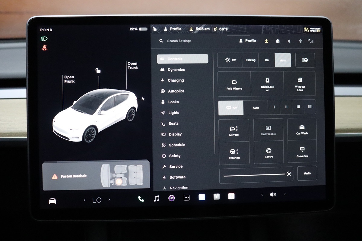2022 Tesla Model Y Long Range photo 19