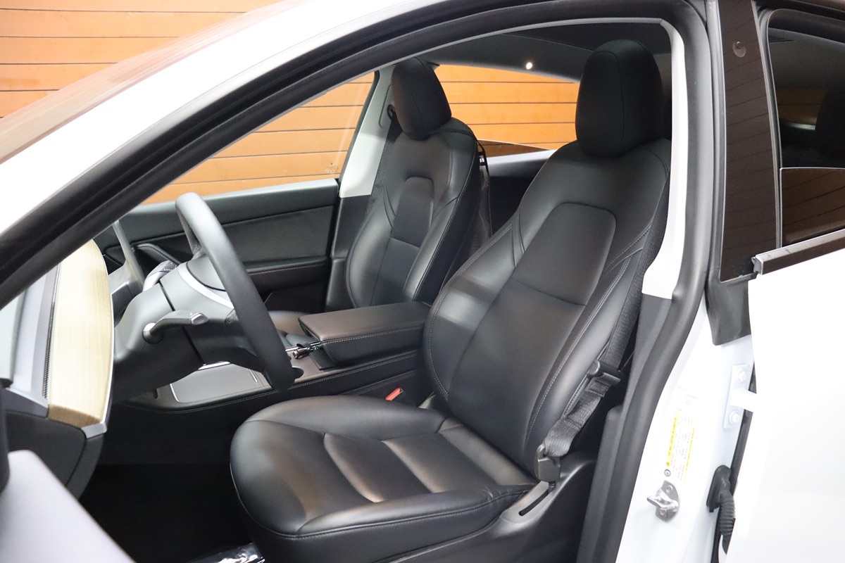 2022 Tesla Model Y Long Range photo 30