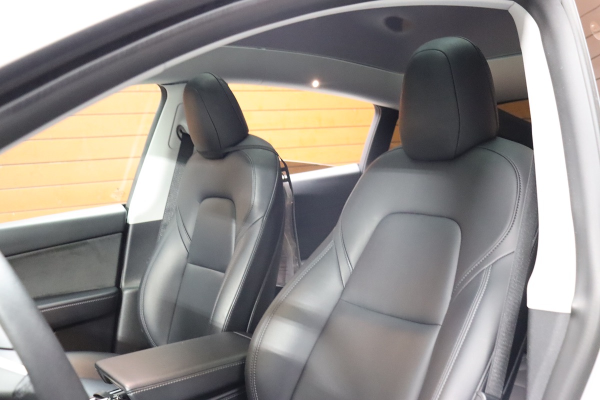 2022 Tesla Model Y Long Range photo 31