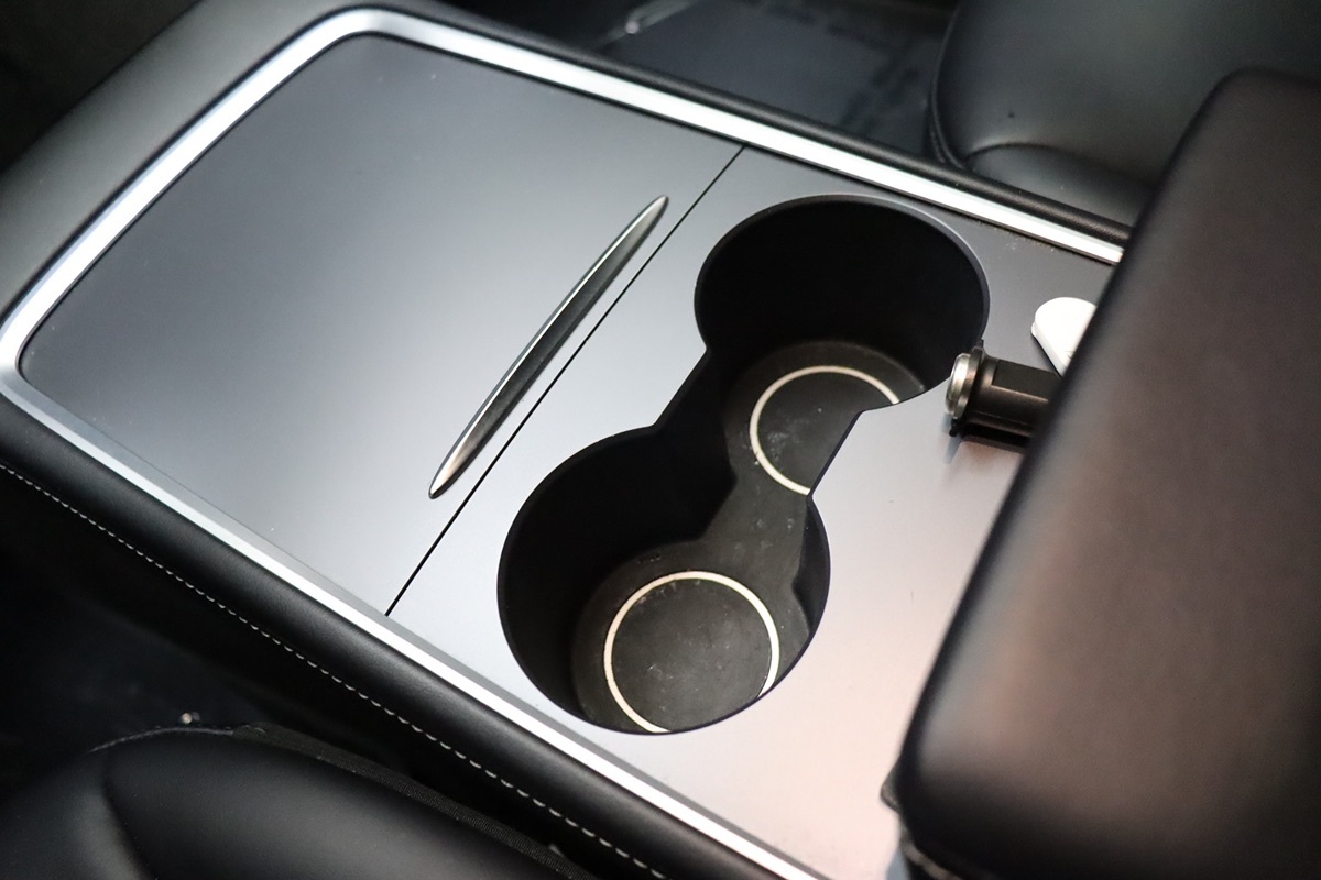 2022 Tesla Model Y Long Range photo 39