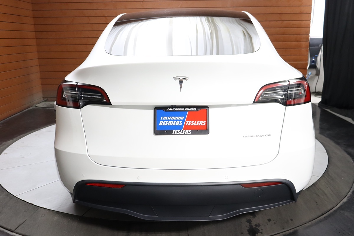 2021 Tesla Model Y Long Range photo 10