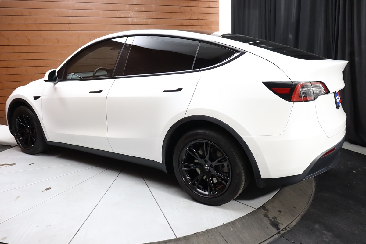2021 Tesla Model Y Long Range photo 8