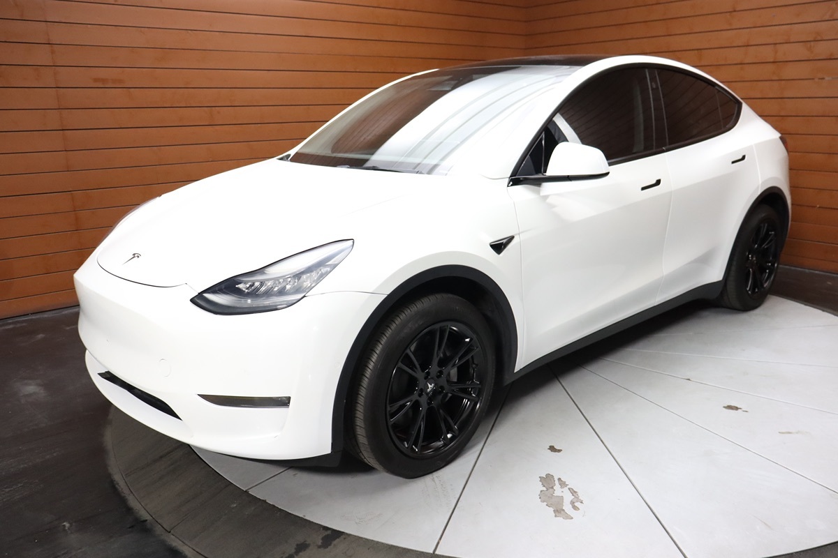 2021 Tesla Model Y Long Range photo 5