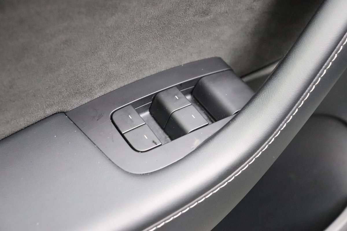 2021 Tesla Model Y Long Range photo 26