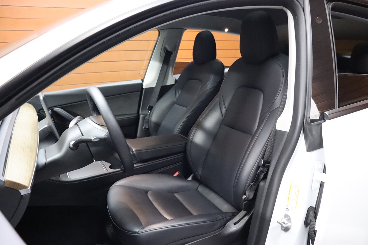 2021 Tesla Model Y Long Range photo 31