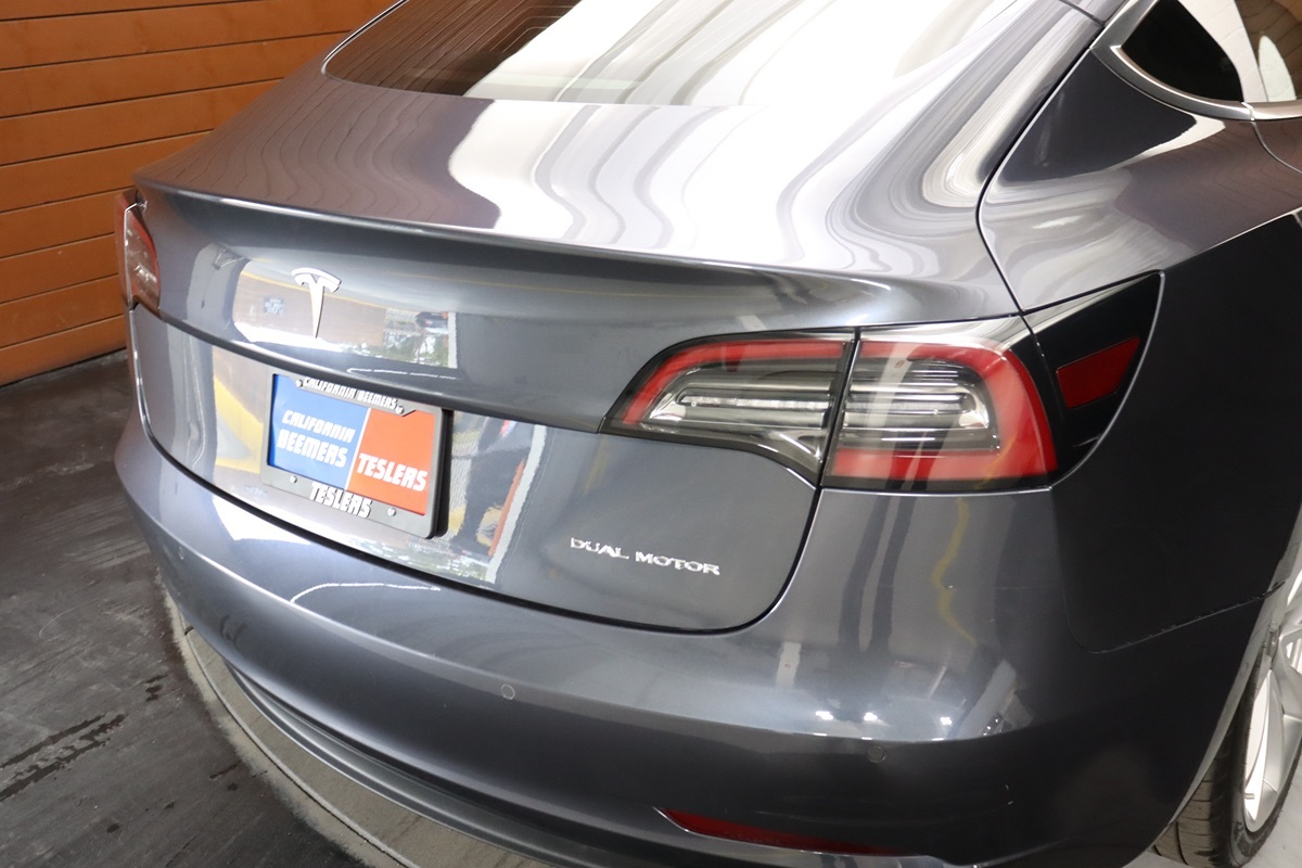 2020 Tesla Model 3 Long Range photo 3