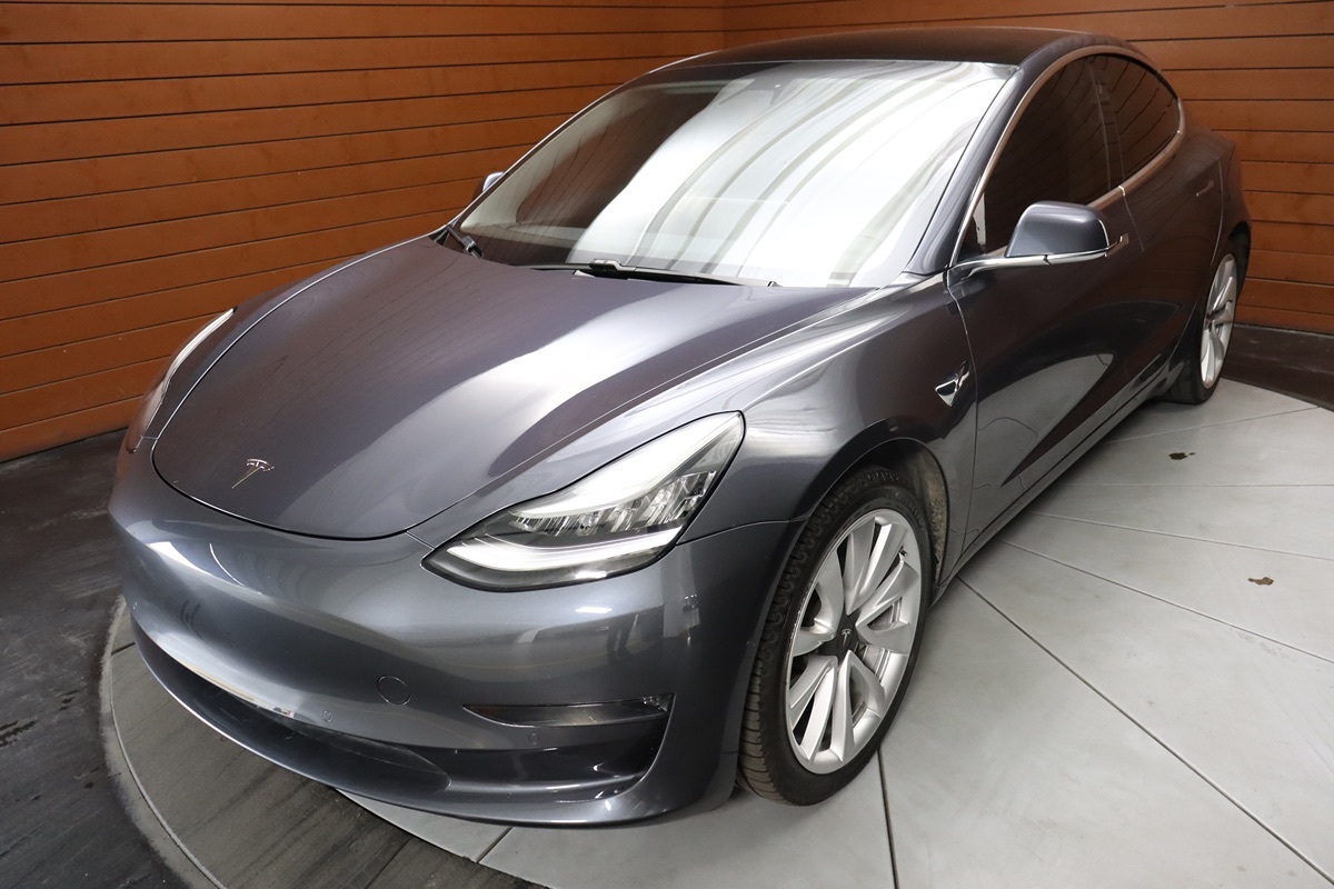 2020 Tesla Model 3 Long Range photo 14