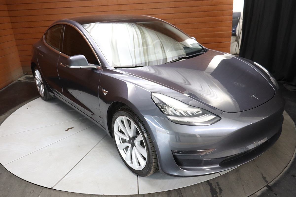 2020 Tesla Model 3 Long Range photo 16