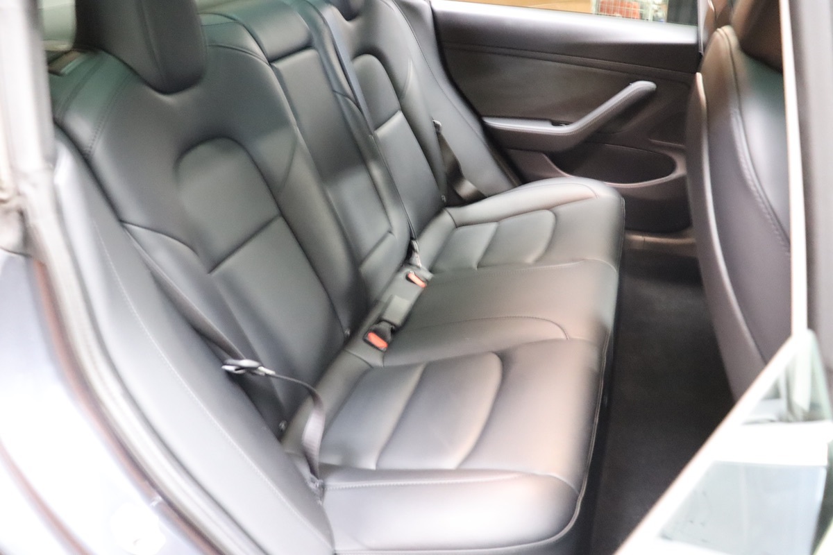 2020 Tesla Model 3 Long Range photo 26