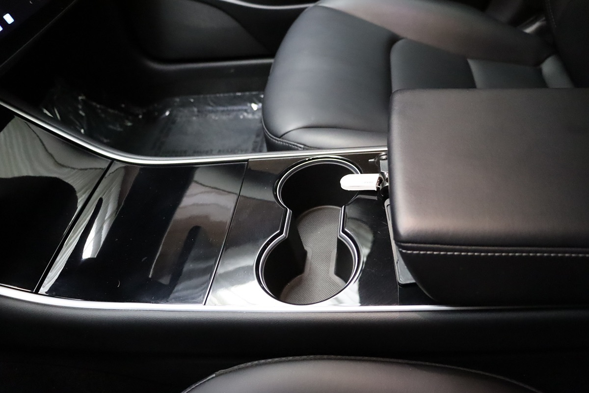 2020 Tesla Model 3 Long Range photo 37