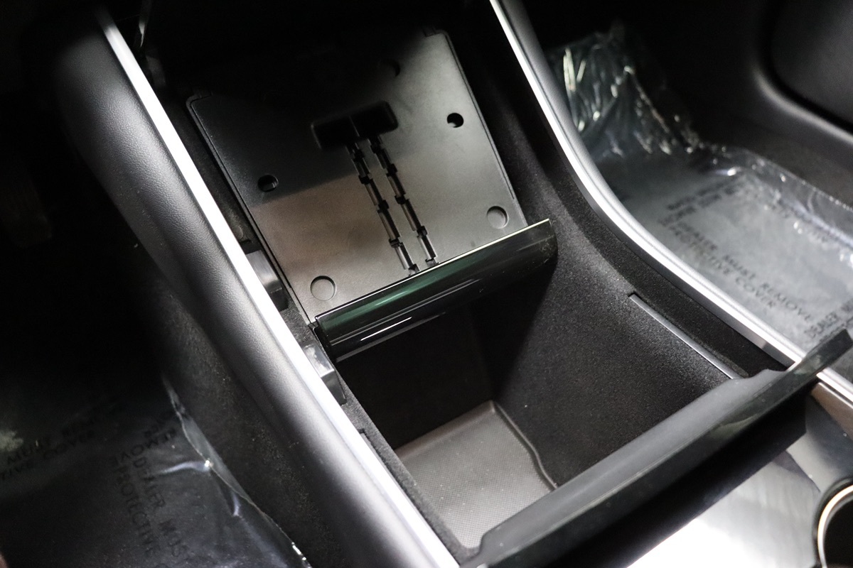 2020 Tesla Model 3 Long Range photo 39