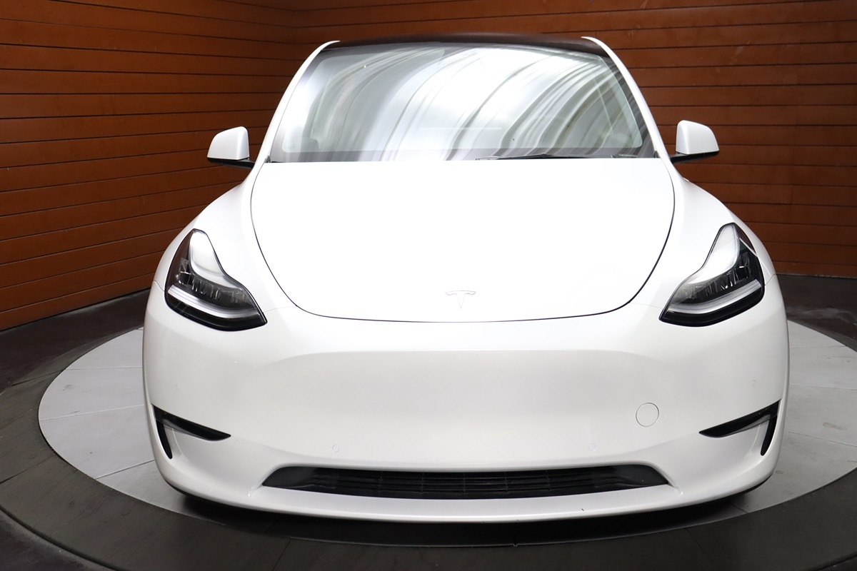 2021 Tesla Model Y Long Range photo 2