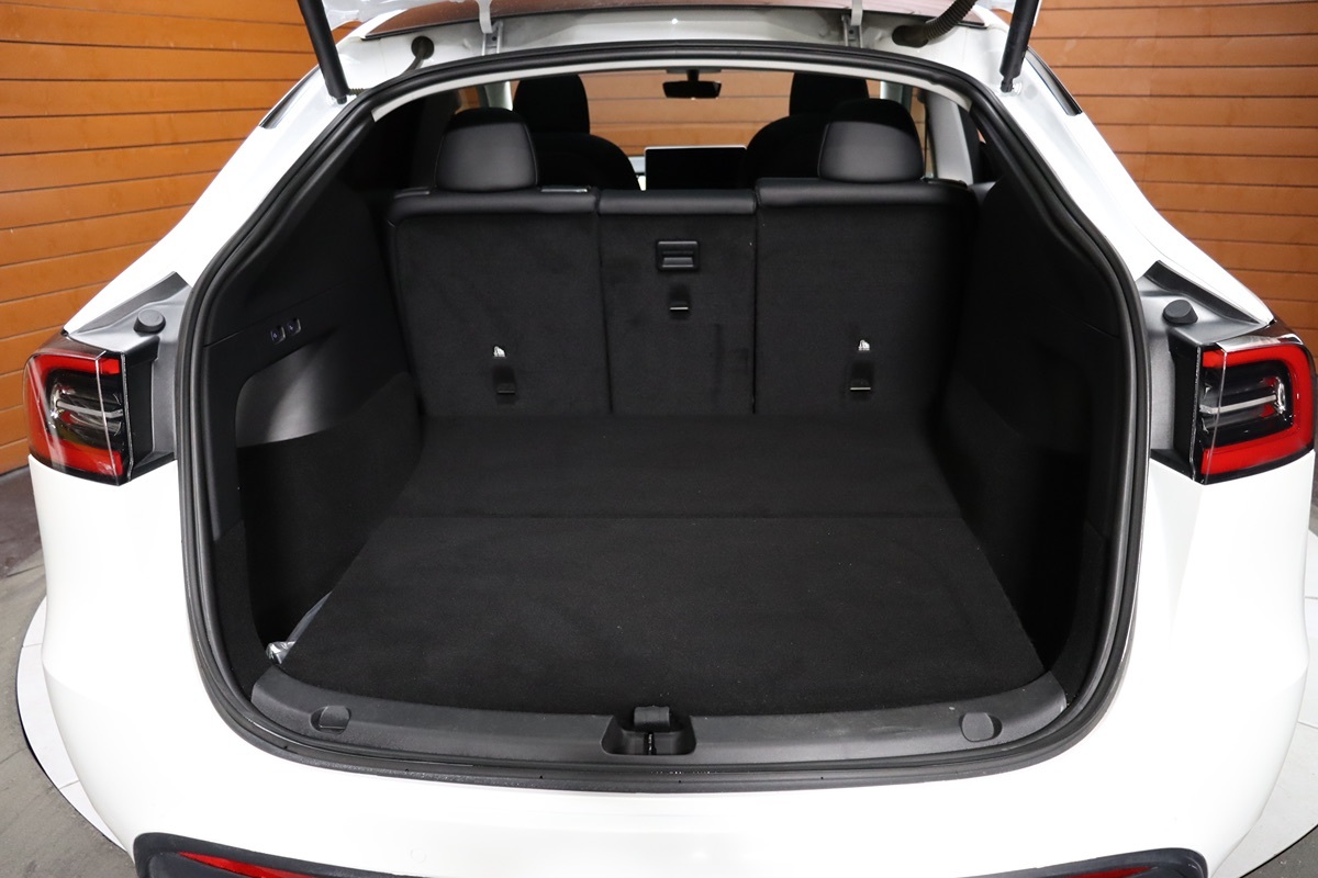 2021 Tesla Model Y Long Range photo 49