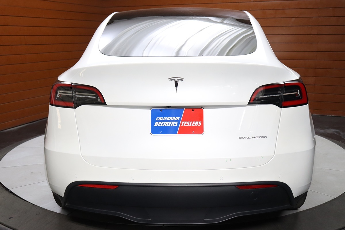 2021 Tesla Model Y Long Range photo 10
