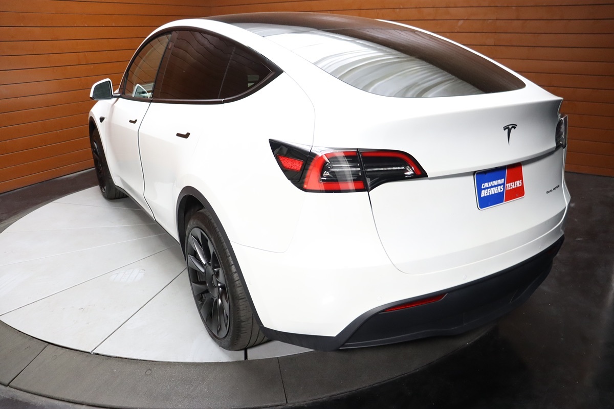 2021 Tesla Model Y Long Range photo 8