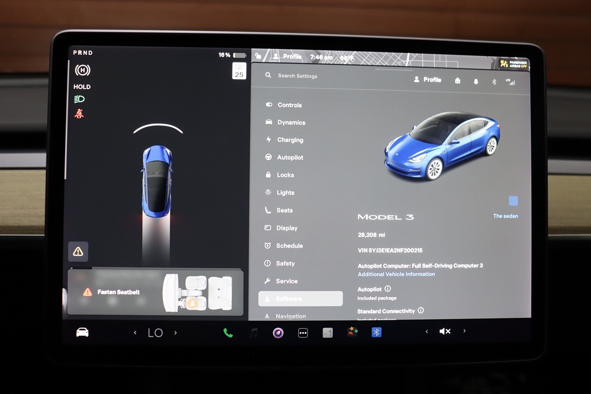 2022 Tesla Model 3 photo 17