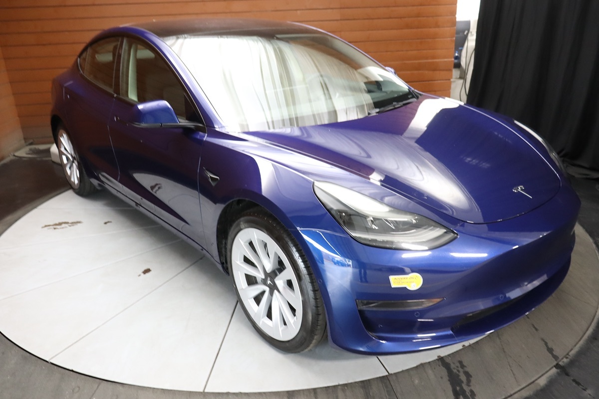2022 Tesla Model 3 photo 11