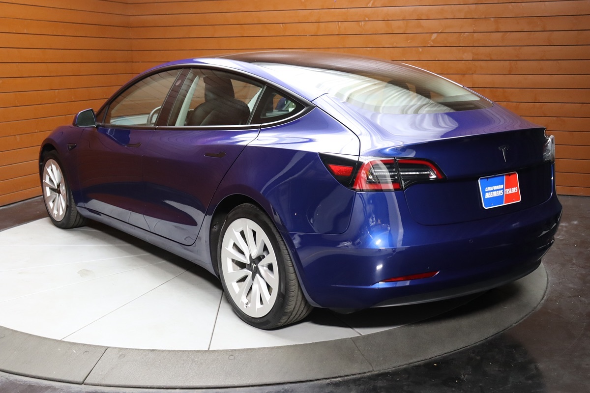 2022 Tesla Model 3 photo 10