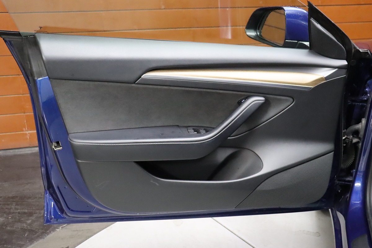 2022 Tesla Model 3 photo 37