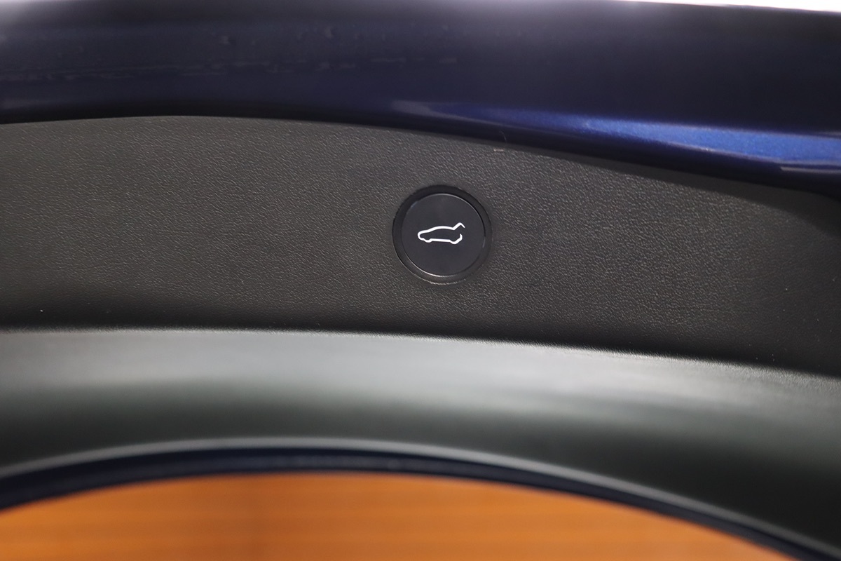 2022 Tesla Model 3 photo 48