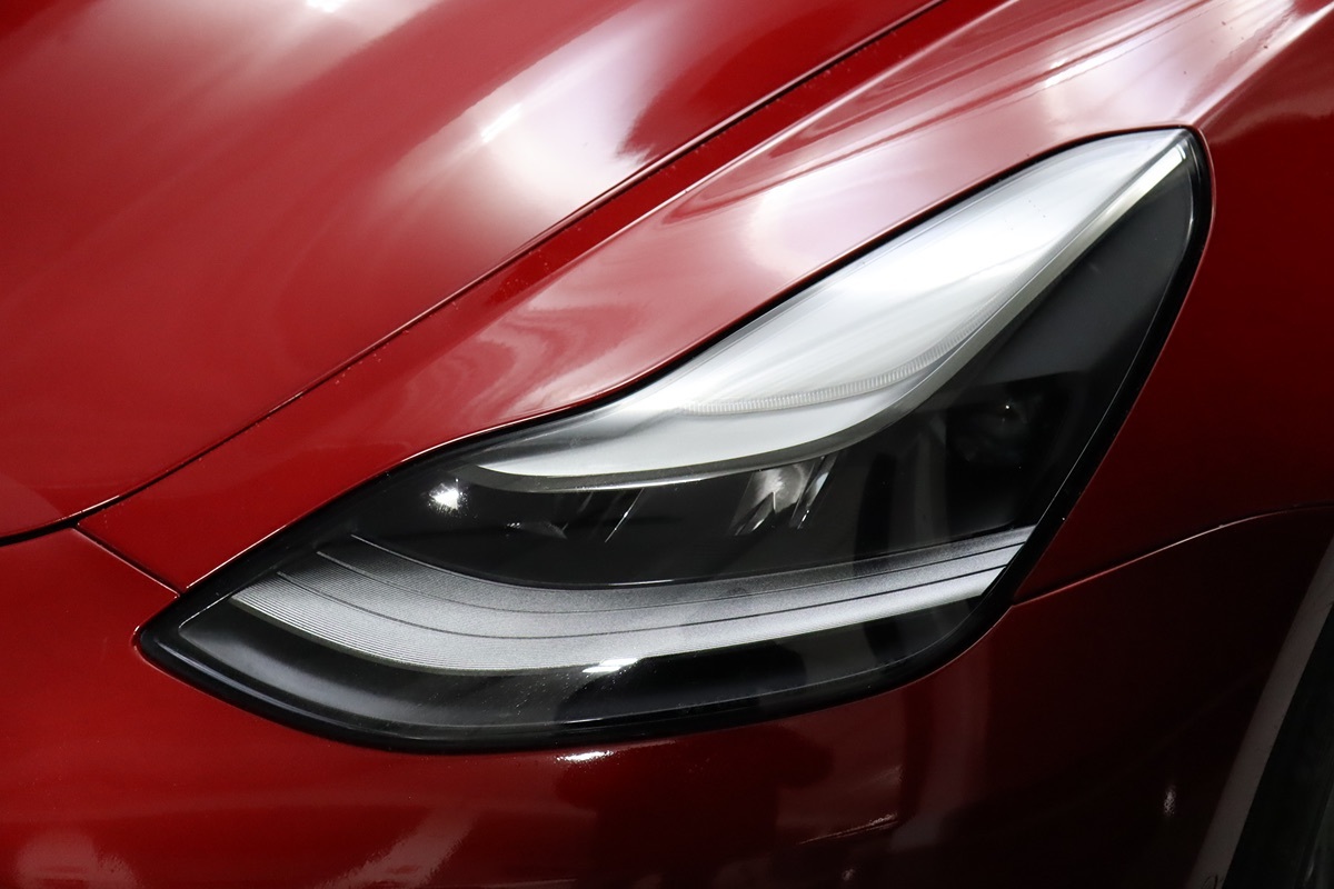 2022 Tesla Model 3 Long Range photo 3