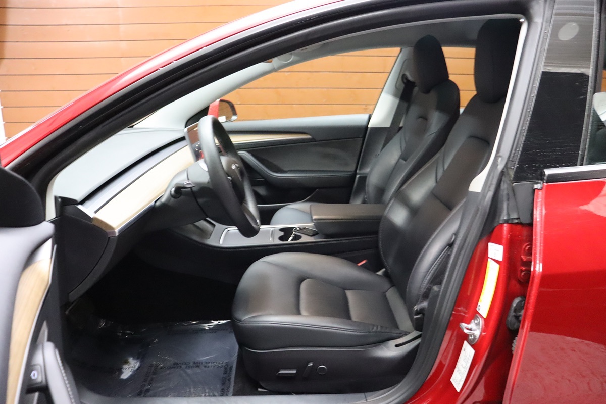 2022 Tesla Model 3 Long Range photo 28