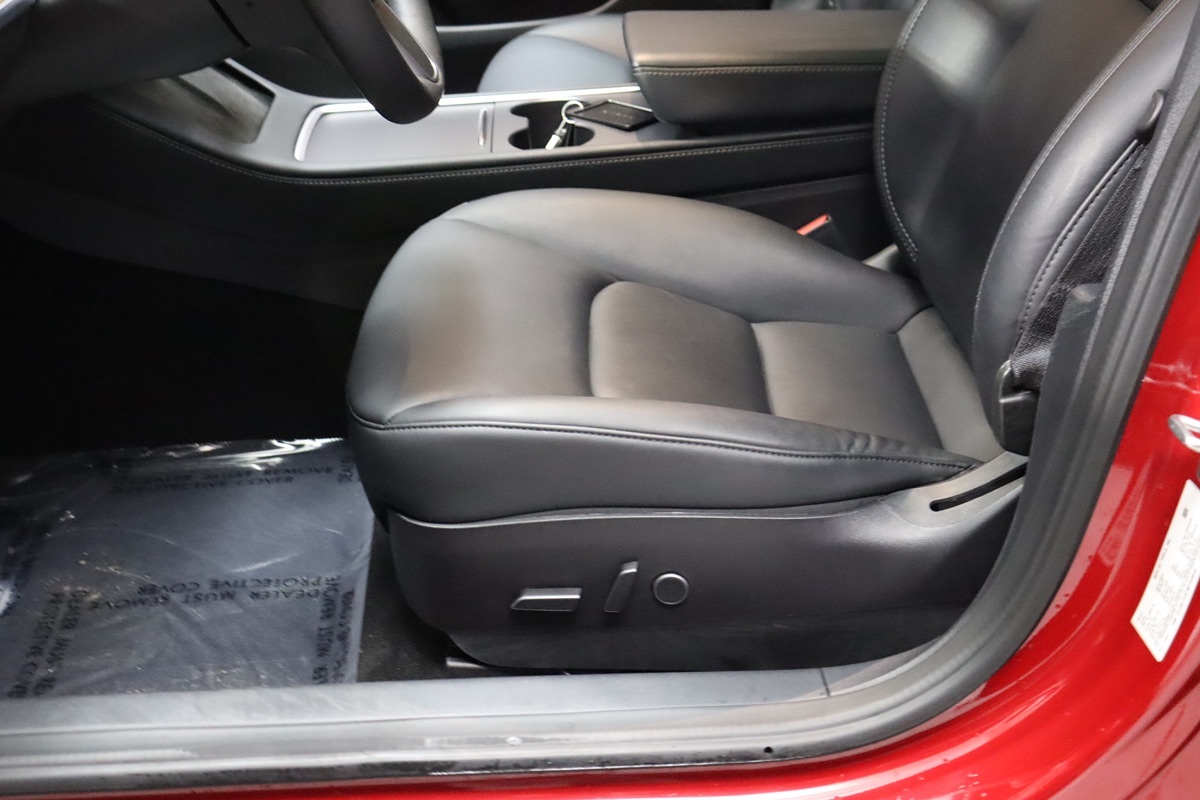 2022 Tesla Model 3 Long Range photo 29