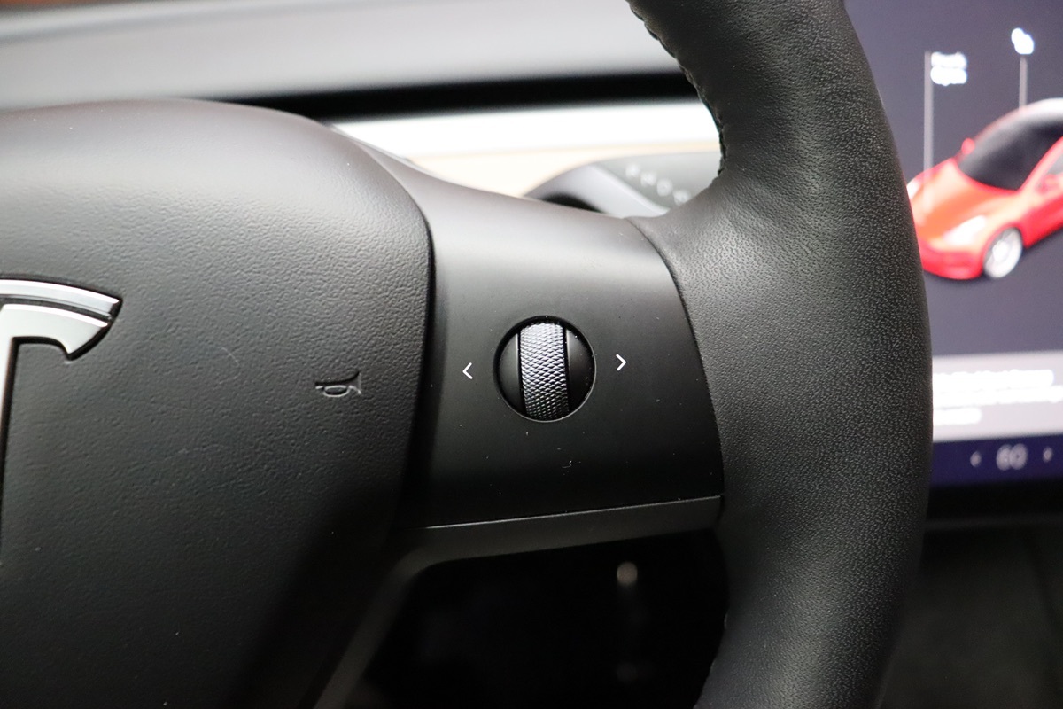 2022 Tesla Model 3 Long Range photo 45