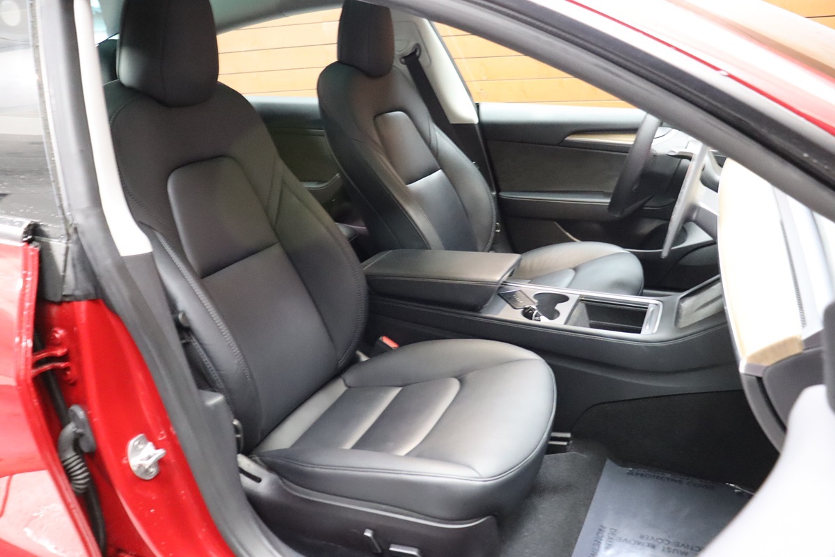 2022 Tesla Model 3 Long Range photo 50