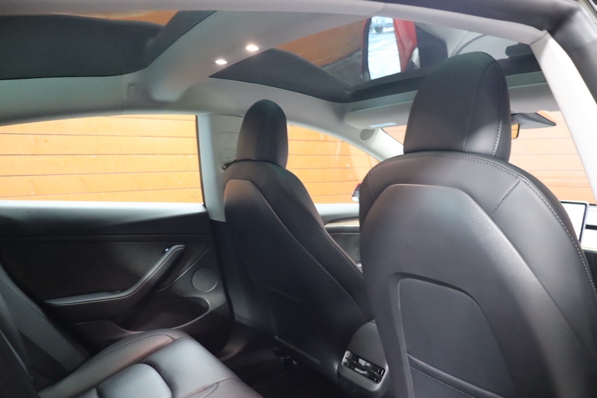 2022 Tesla Model 3 Long Range photo 54