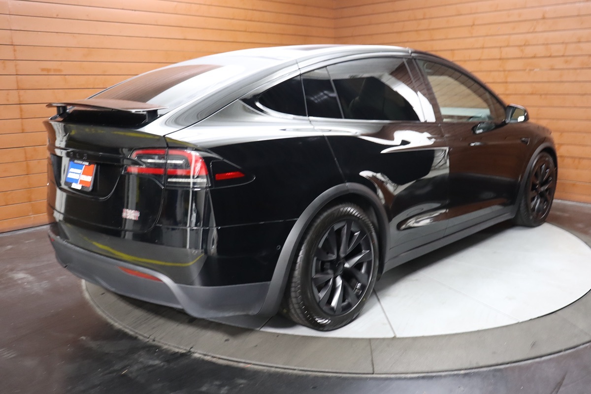 2022 Tesla Model X photo 4