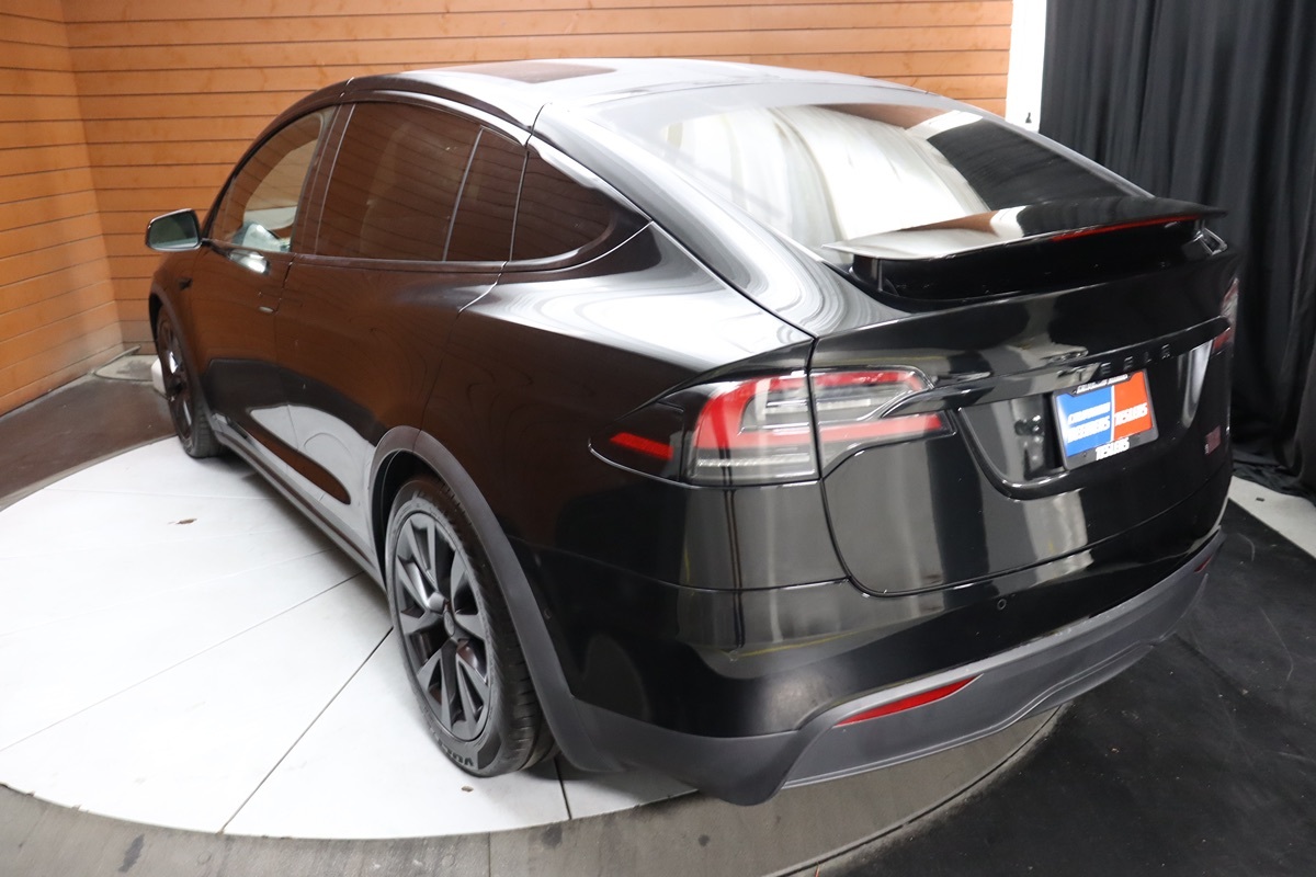 2022 Tesla Model X photo 39
