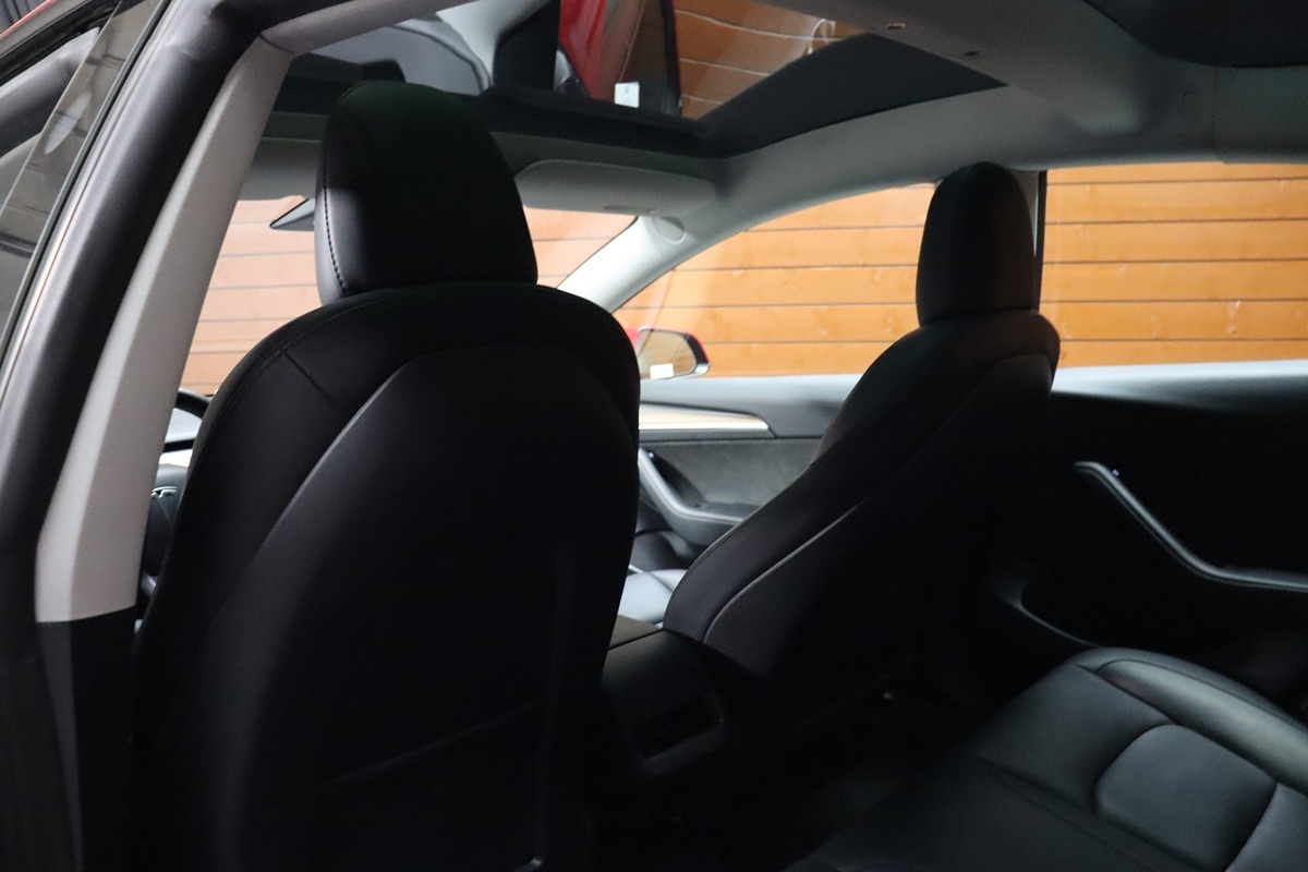 2022 Tesla Model 3 photo 32