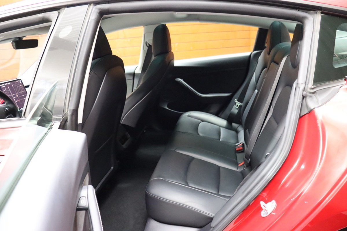 2022 Tesla Model 3 photo 33