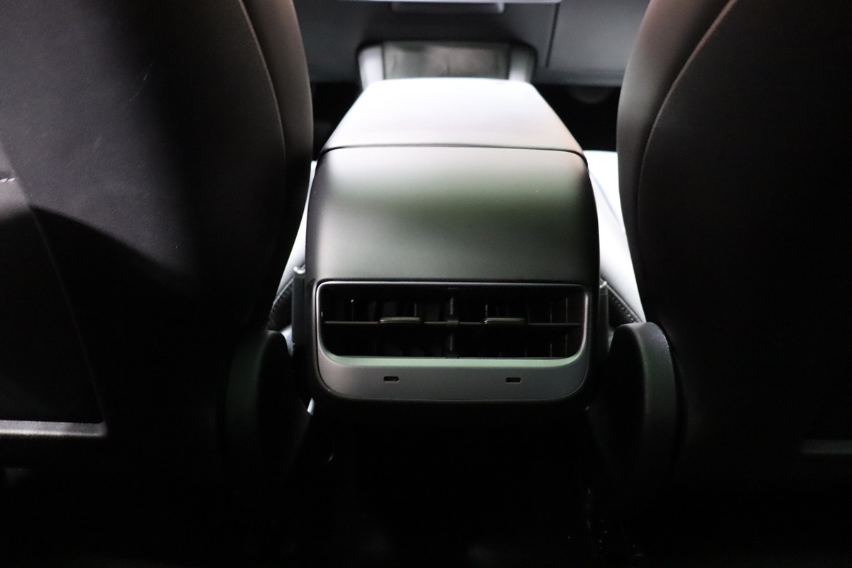 2022 Tesla Model 3 photo 37