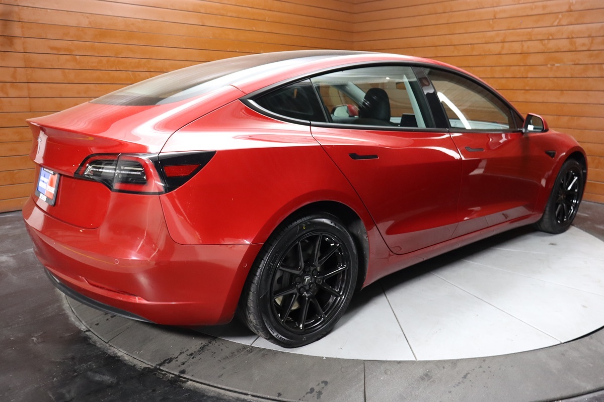 2022 Tesla Model 3 photo 10