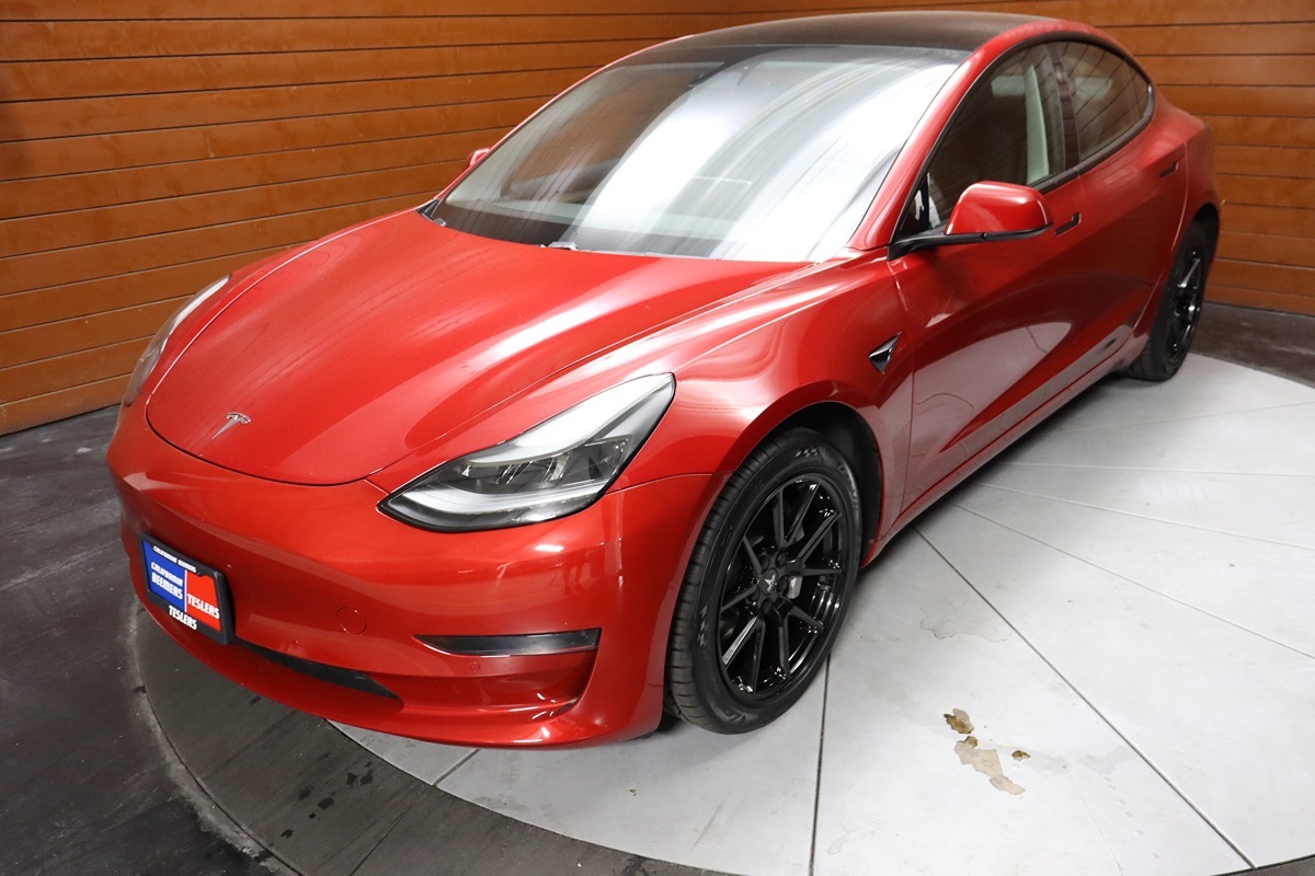 2022 Tesla Model 3 photo 3