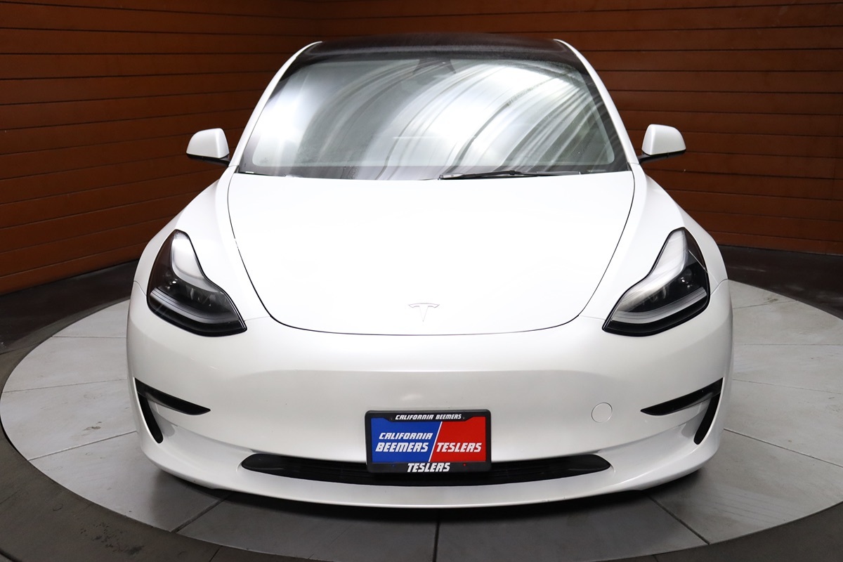 2022 Tesla Model 3 photo 2