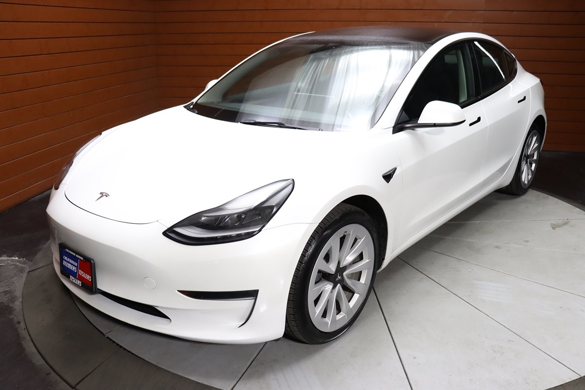2022 Tesla Model 3 photo 4