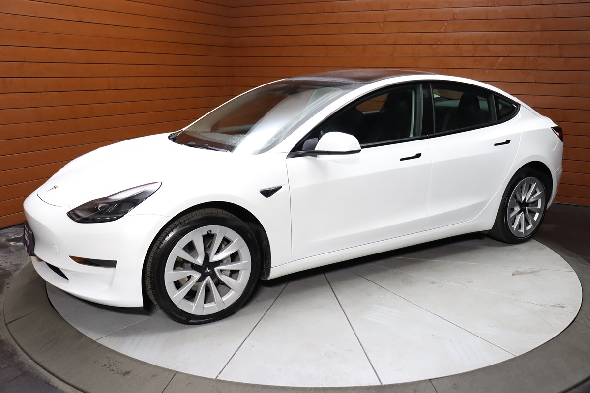 2022 Tesla Model 3 photo 6