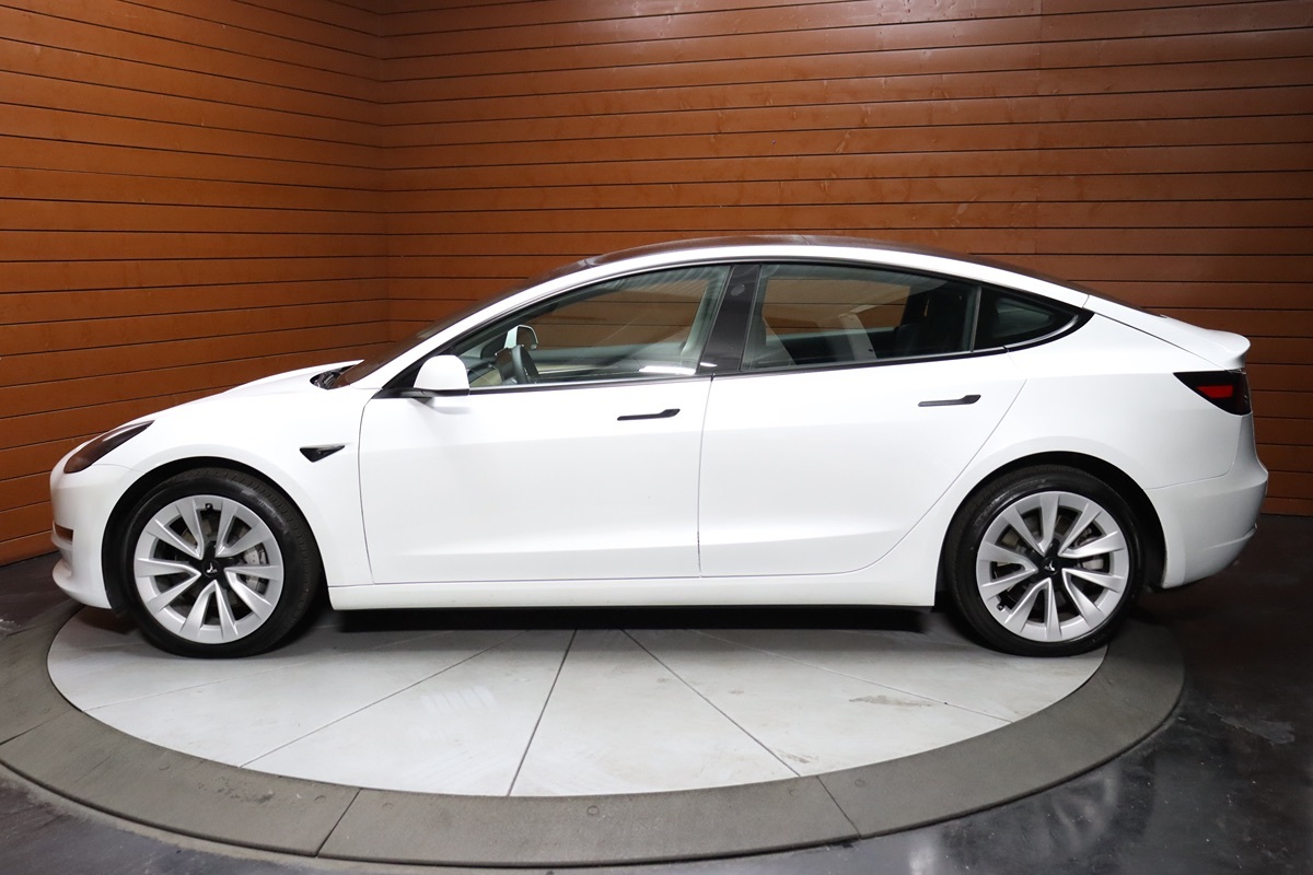 2022 Tesla Model 3 photo 7