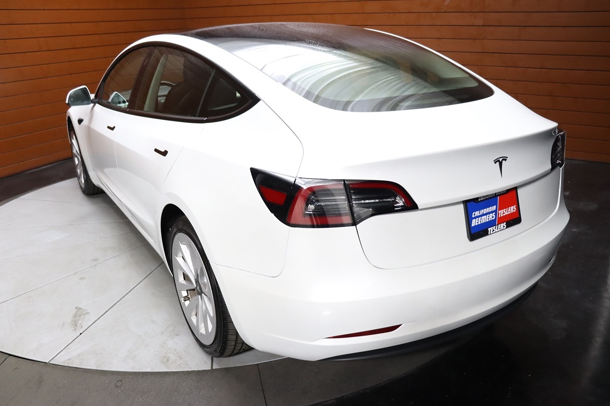 2022 Tesla Model 3 photo 8