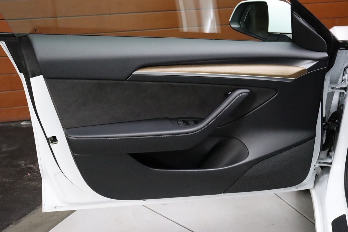 2022 Tesla Model 3 photo 40